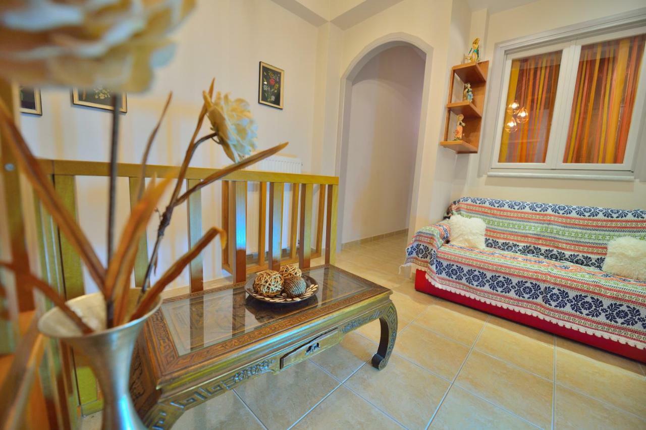 Fillis Luxury Maisonette Apartment กิสเซมอส ภายนอก รูปภาพ